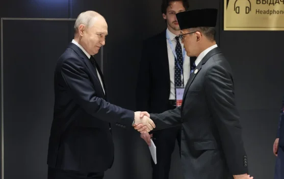 Menteri Luar Negeri RI Sugiono saat menghadiri forum ASEAN-Russia Post Ministerial Conference bersama para diplomat kawasan.